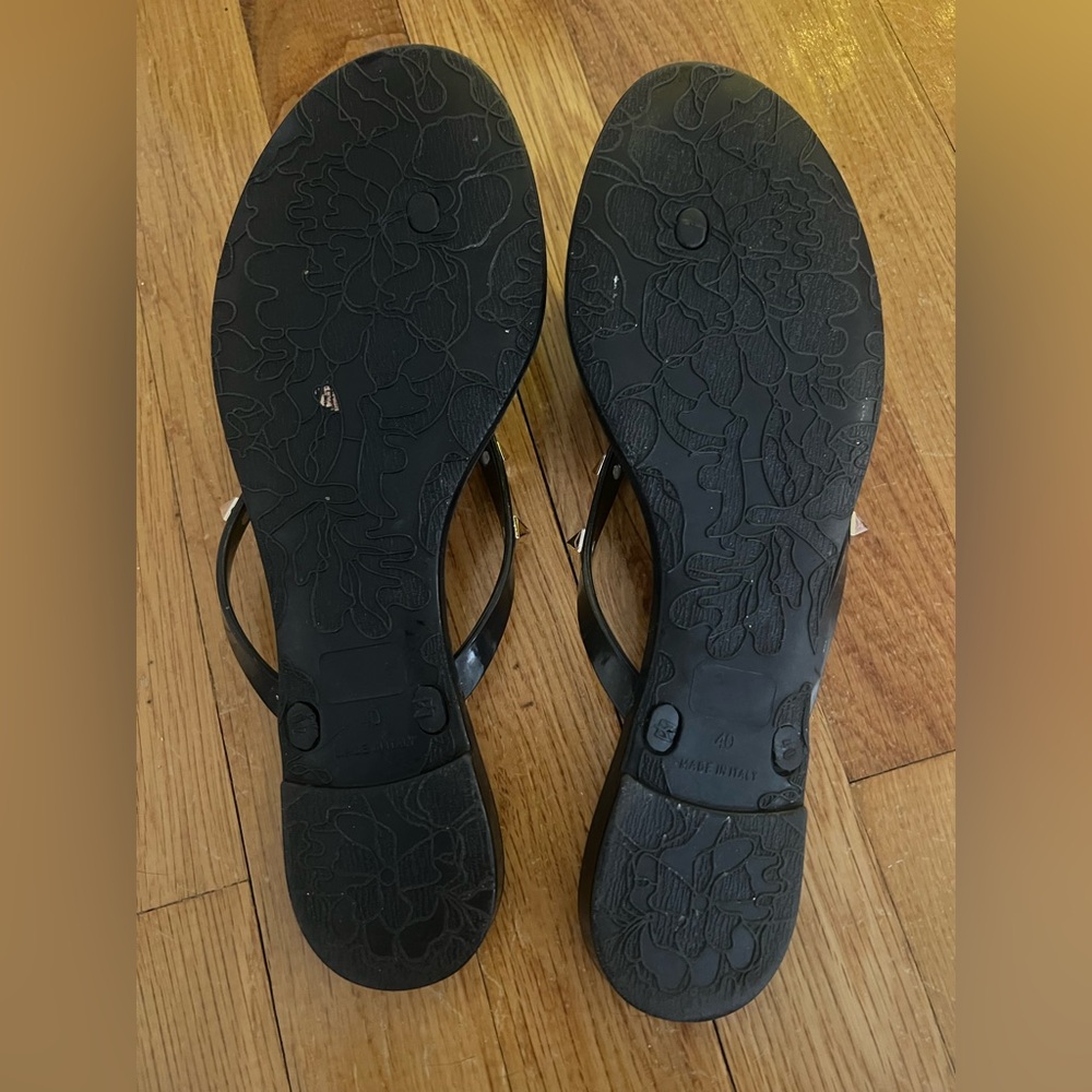 VALENTINO GARAVANI Rockstud Jelly Flip Flop Sandals in Black Size 40 - Picture 3 of 5